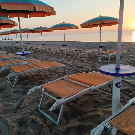 Δωμάτια σε οικογενειακή κατοικία Lido Venere *